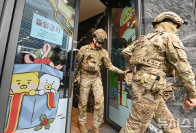 ����̹���